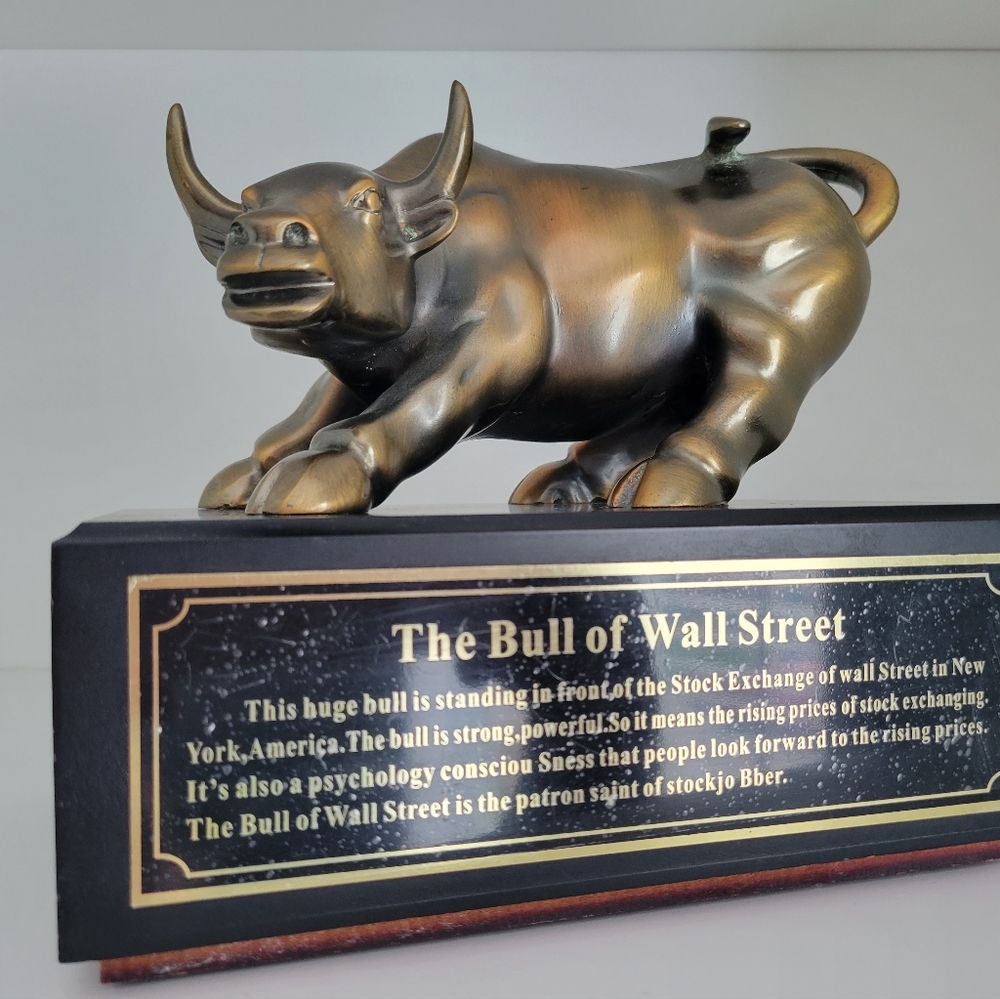 Wall Street Bull